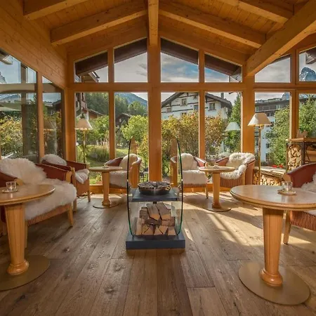 Dufour - Adults Only Otel